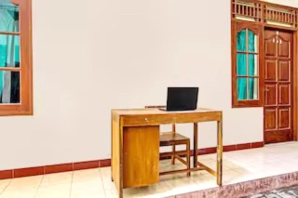Hotel O Puri Kasih Guest House Syariah