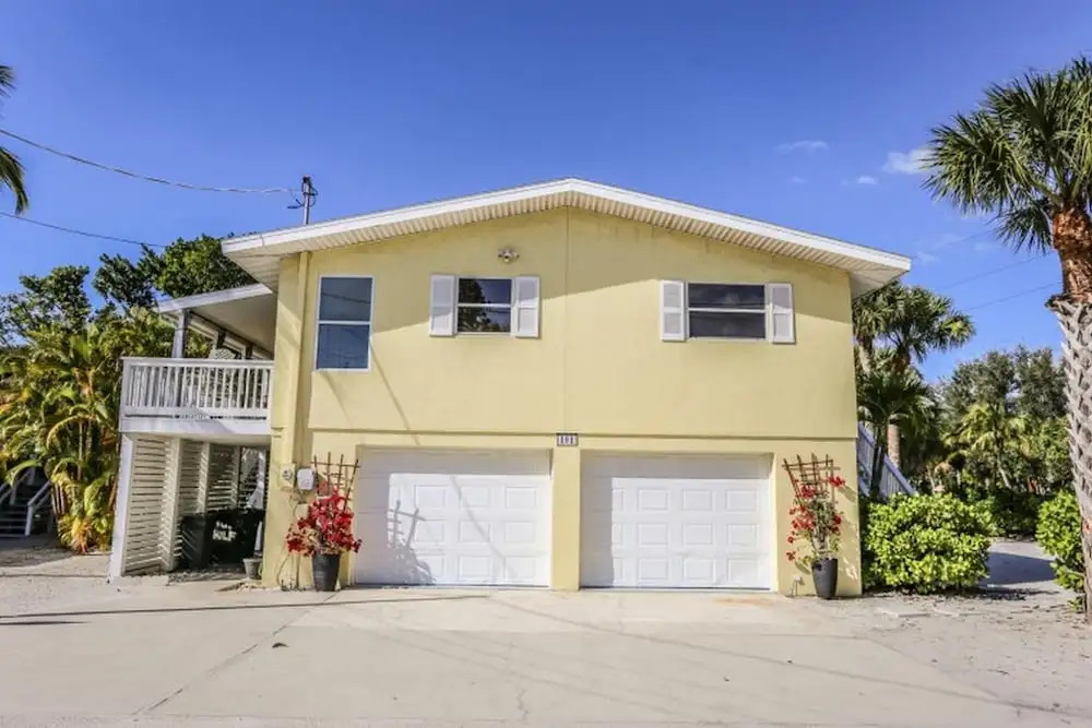 101 Gulf Drive