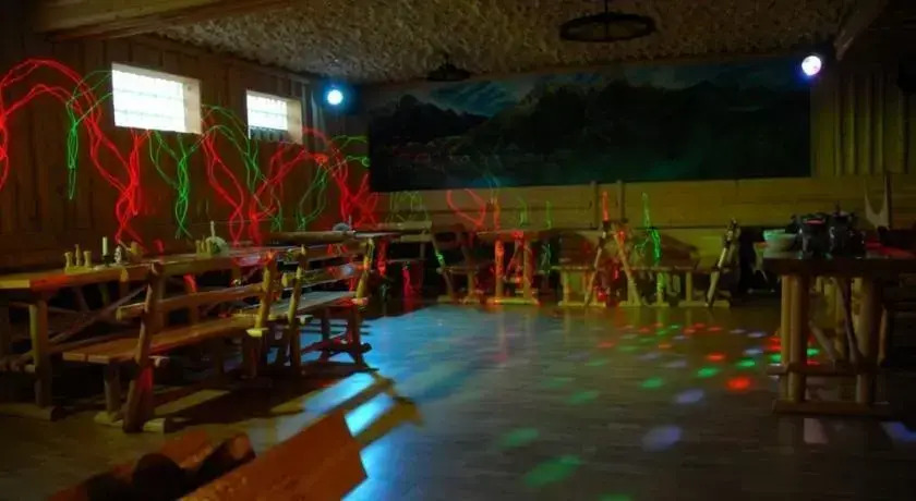 Grota zbójnicka apartament i pokoje