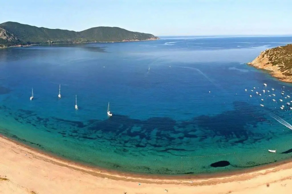 Maison avec piscine chauffée à 15mn de la plage