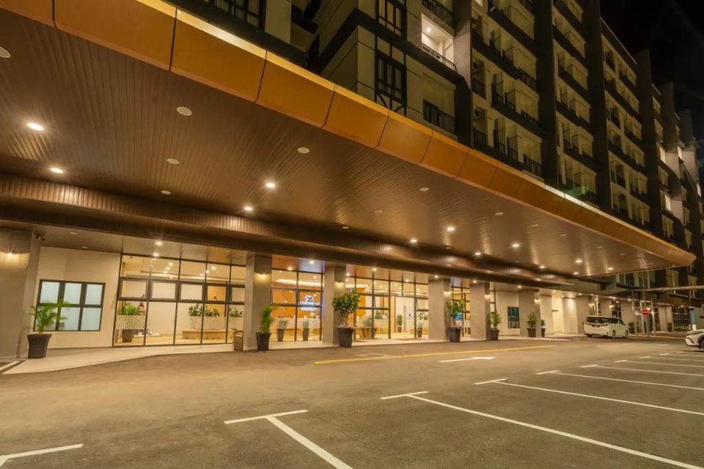 Zenith Suites Cameron