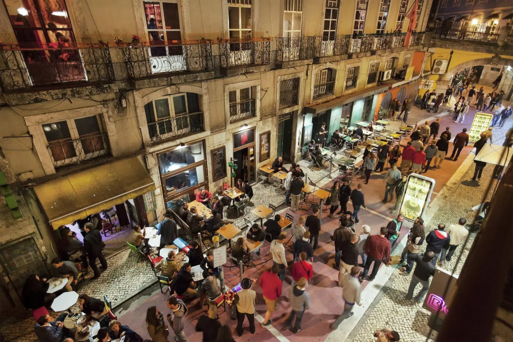 Hello Lisbon Cais do Sodre