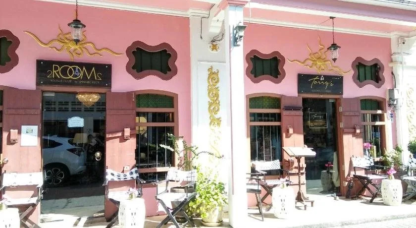 2ROOMS Boutique House