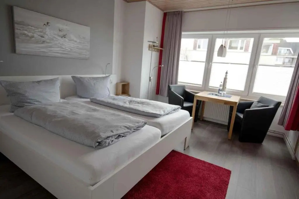 Ferienwohnung-1-im-Haus-Seeluft-Duhnen-Strandnah-und-mit-Meerblick