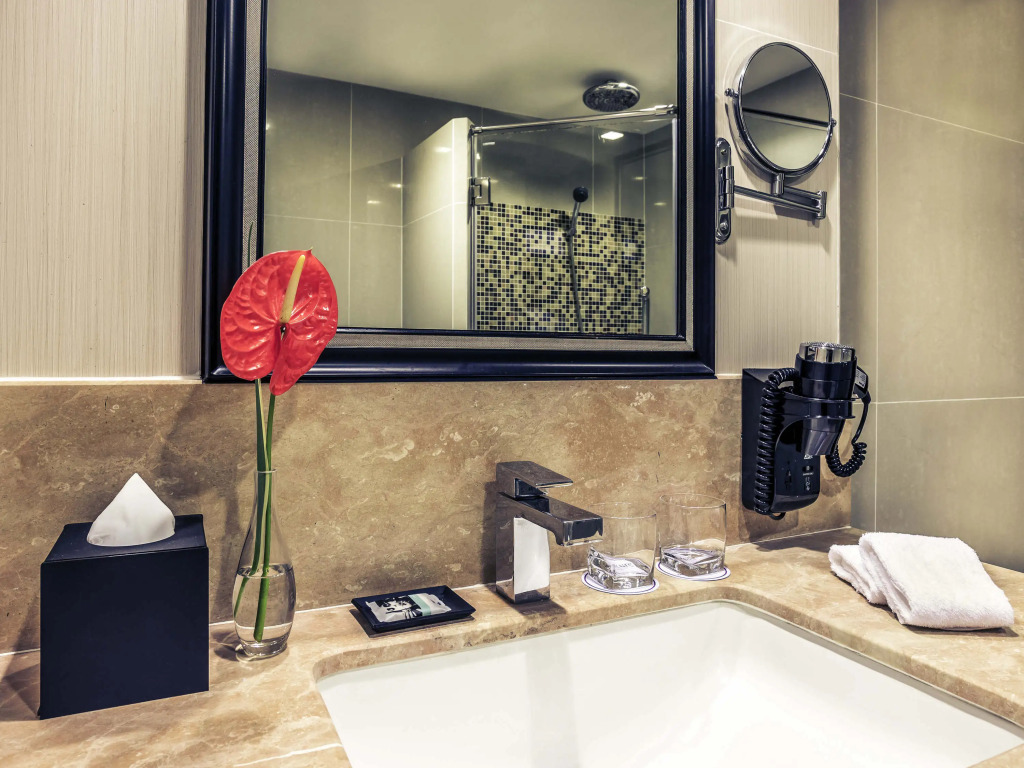 Отель Mercure Bangkok Sukhumvit 11