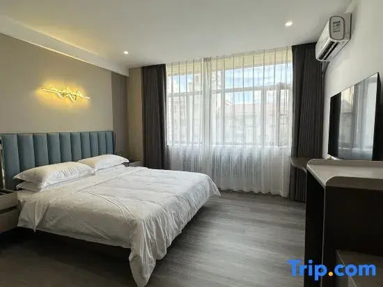 Yichun Xinqian Esports Hotel