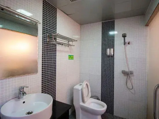 Zhuzhou Tiantianshang Art Hotel (Hunan University of Technology)