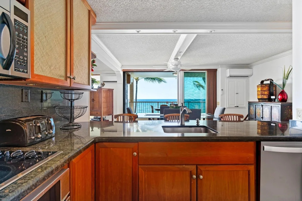 Big Island Kona Reef D-22 3 Bedroom Condo