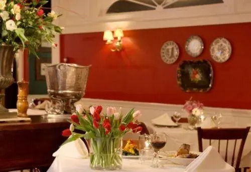 The Dorset Inn