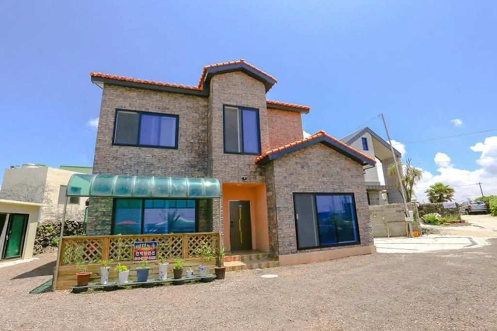 Jeju Badangnoeul Pension
