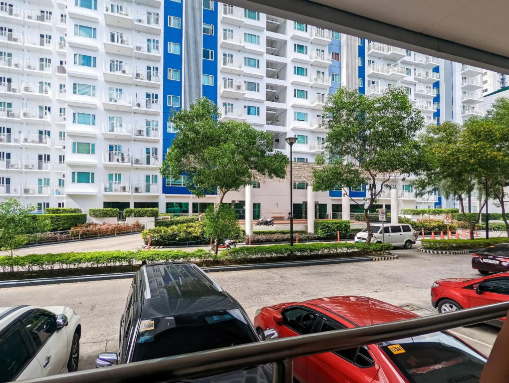 2-Bedroom QC SM North EDSA Condo Pool