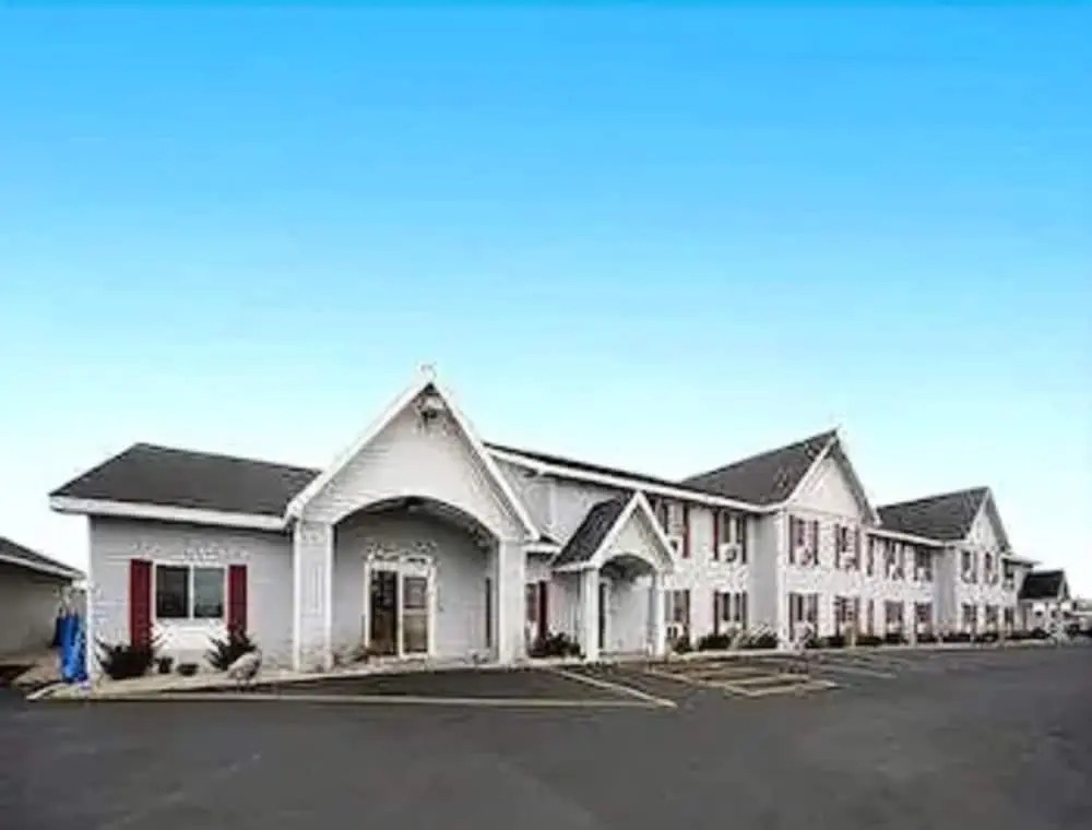 Baymont by Wyndham Marinette