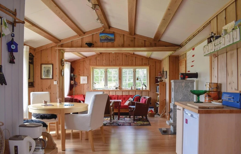 Beautiful Home In Heidal