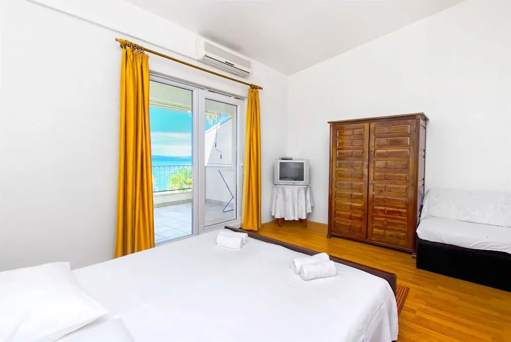 Apartments Sanda