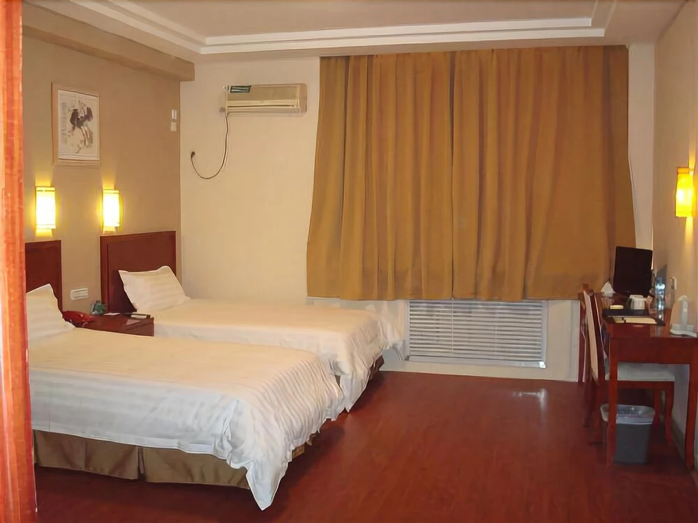 GreenTree Inn Yantai South Street Hotel