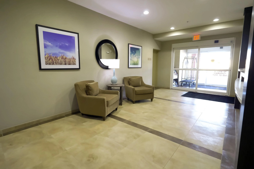 Days Inn and Suites Plano Medical Center Dallas