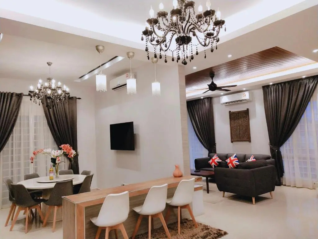 Sea Lion Kuala Selangor Semi-Detached Homestay