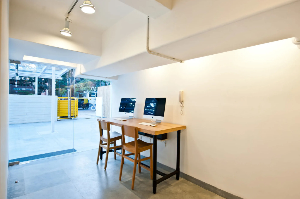 bloomrooms @ Indiranagar