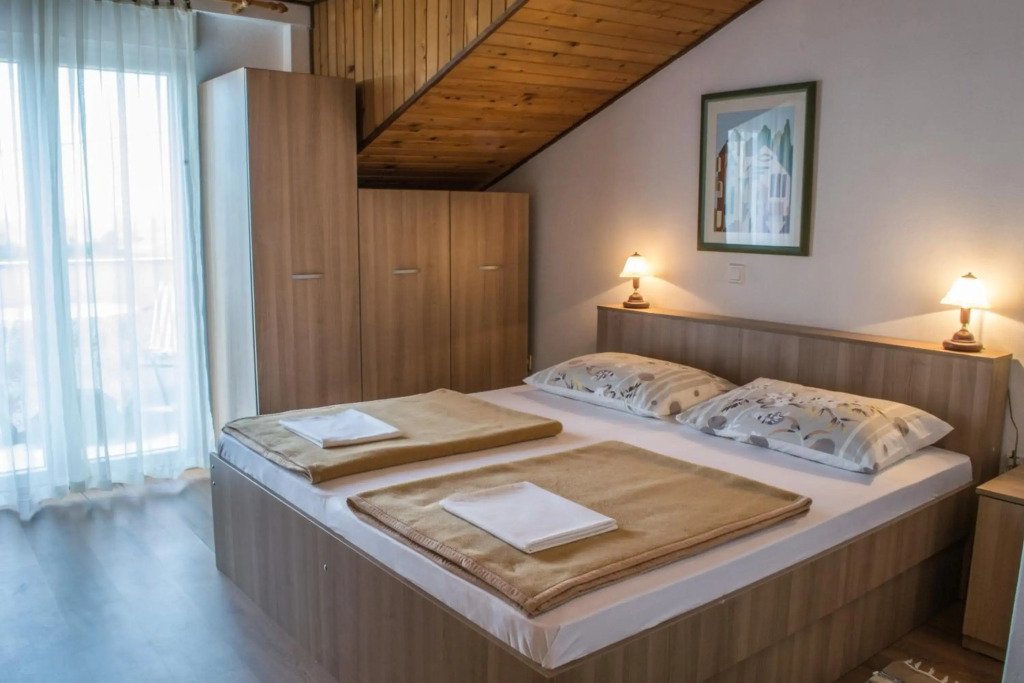 Apartments Slavica