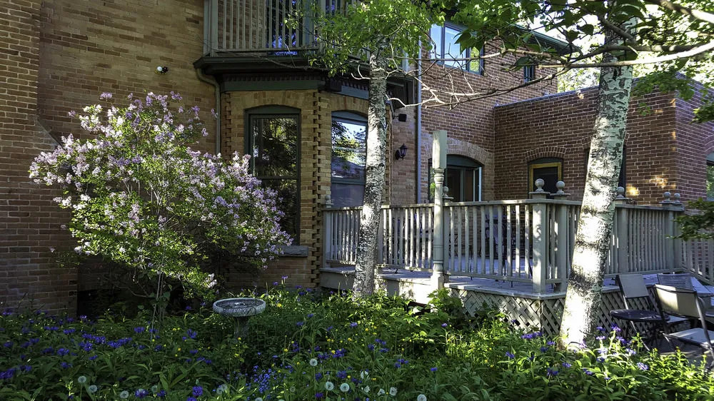 The Lindley House