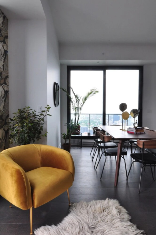 Tour des Canadiens Penthouse by Hometrotting
