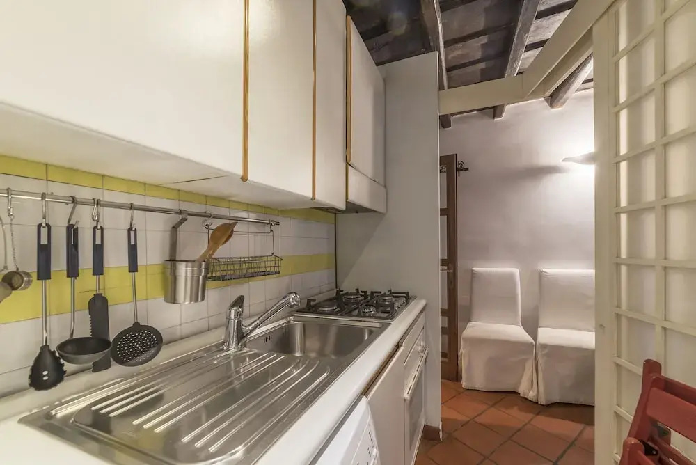 Stylish Flat Domus Aurea