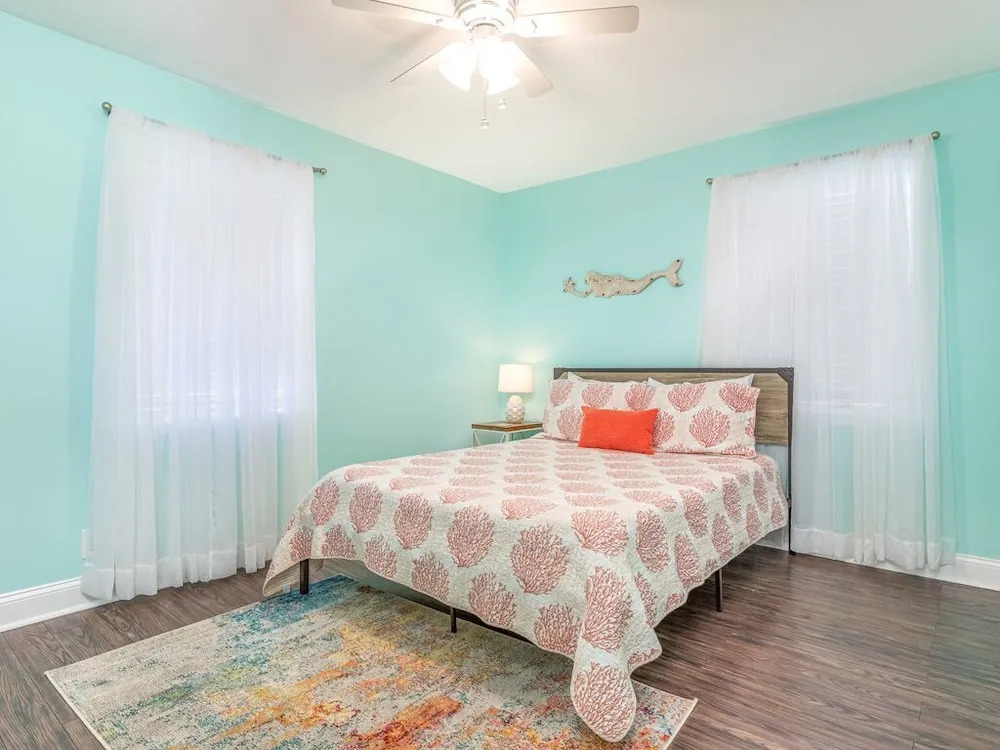 Castaway Cottage