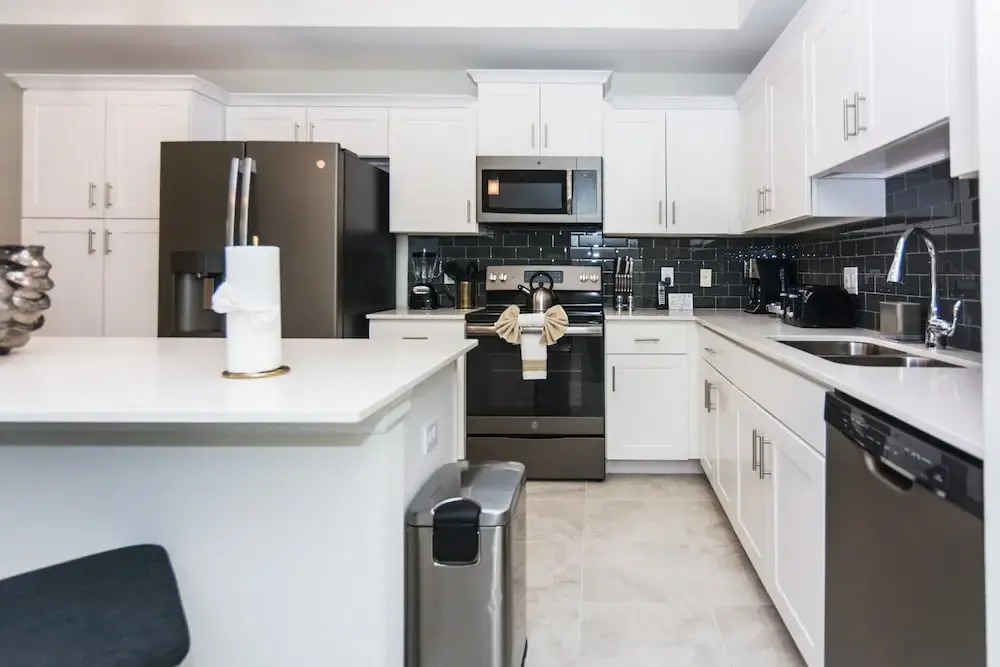Beautiful  Apartment at Storey Lake 272975