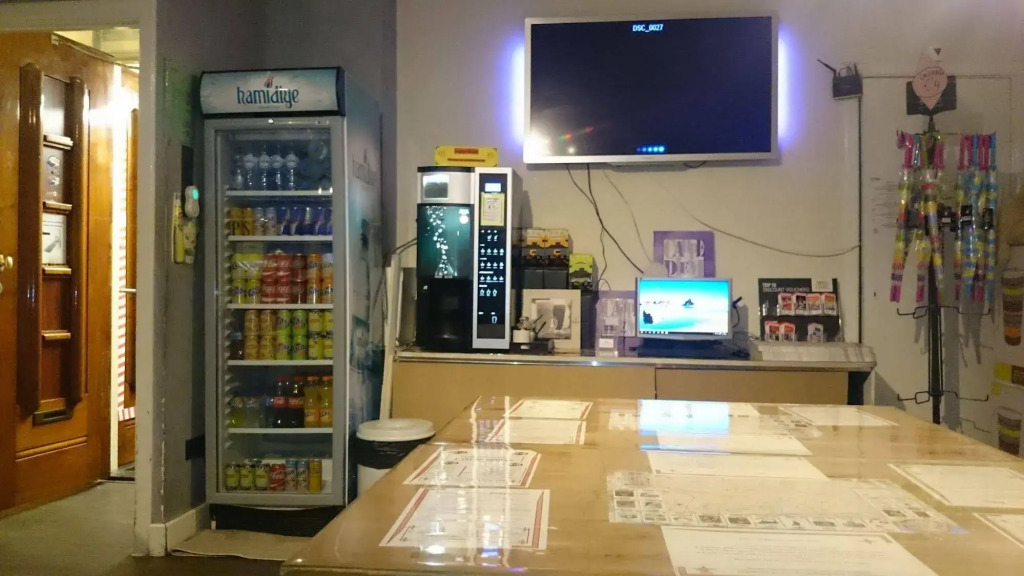 Amigo Budget Hotel