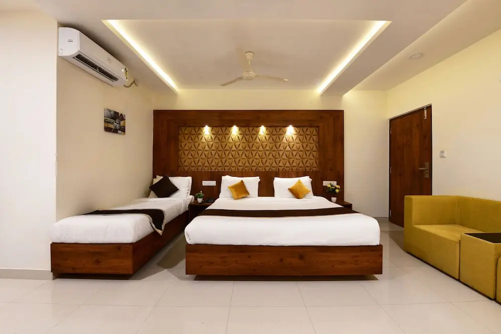 Hotel Bv Colours By Rivido