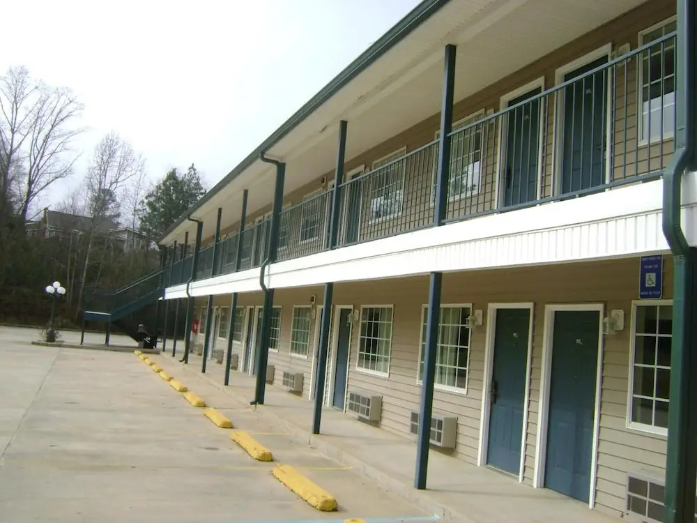 Meriwether Country Inn