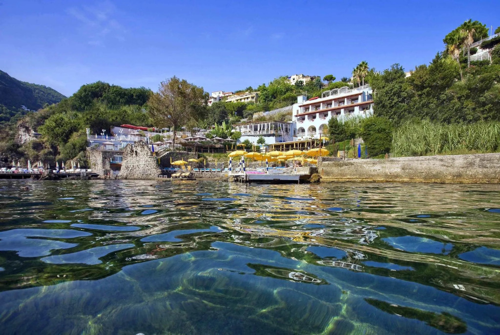 Strand Hotel Delfini