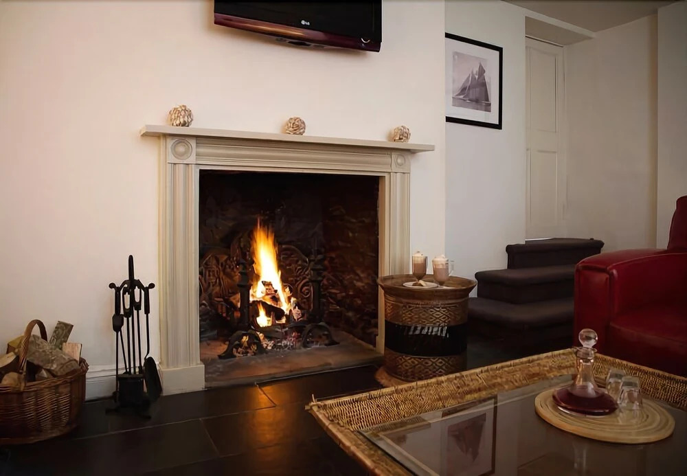 Cary Arms & Spa