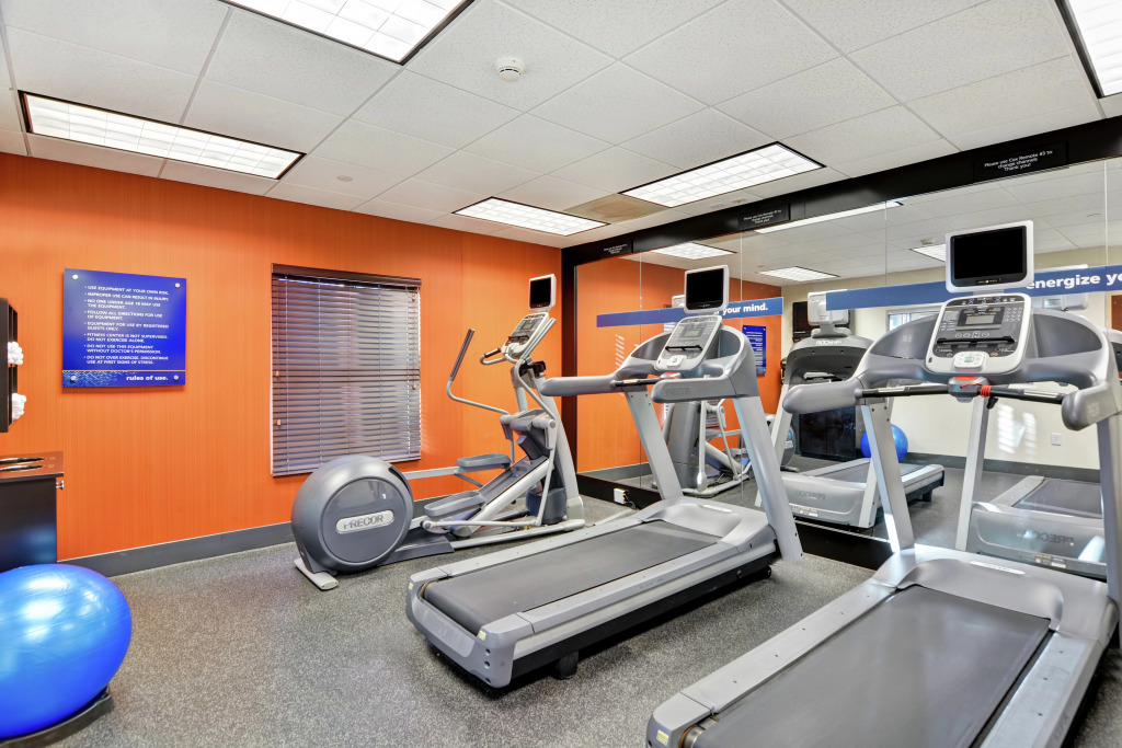 Hampton Inn and Suites Fredericksburg