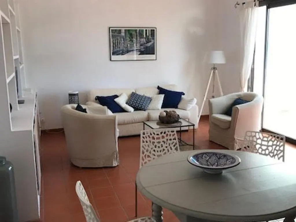 Villa F4 Méditerranéenne avec Accès Direct Crique et Parking - FR-1-309-293