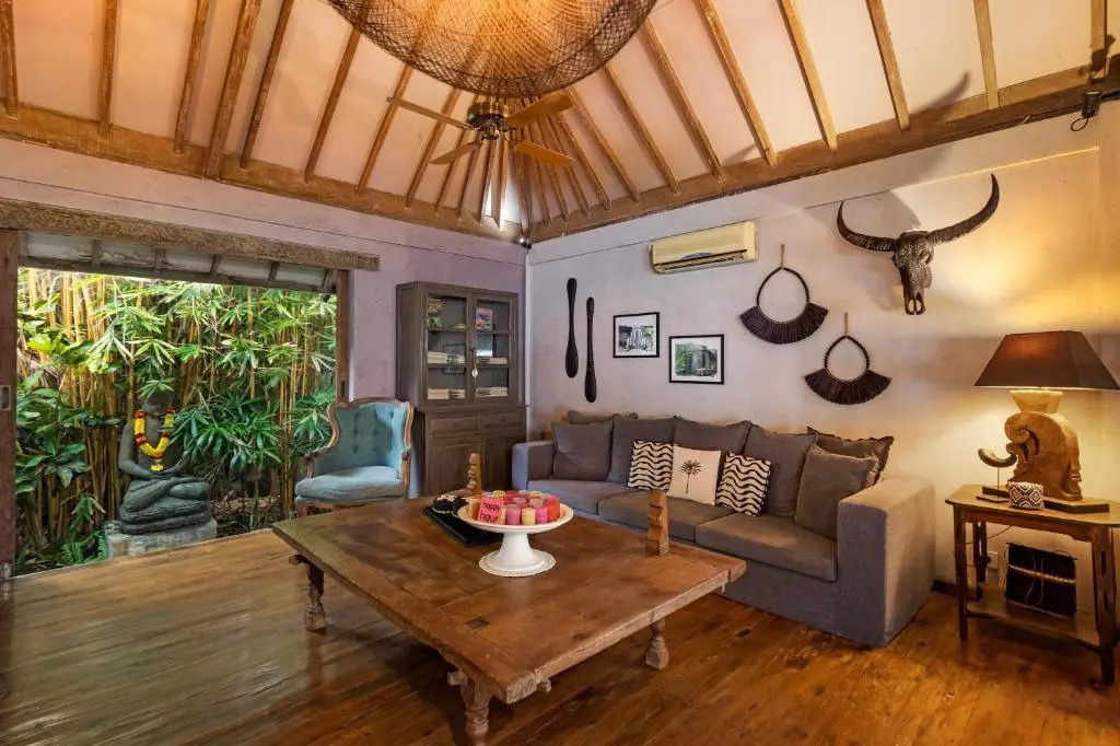 Villa Koyama by Villa Finder
