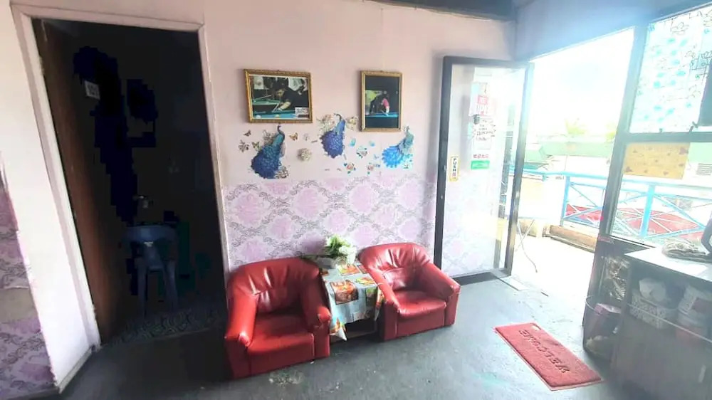 Hotel O Penginapan Almera