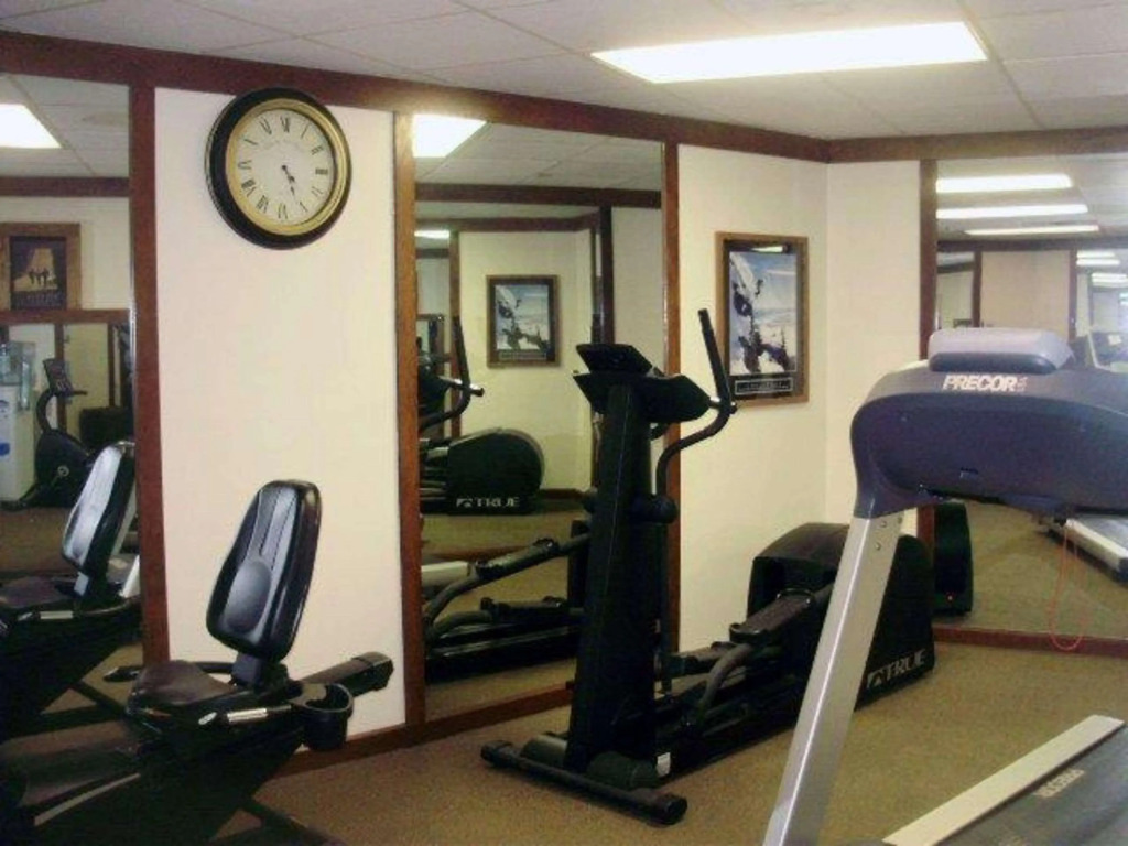 Quality Inn & Suites Searcy I-57