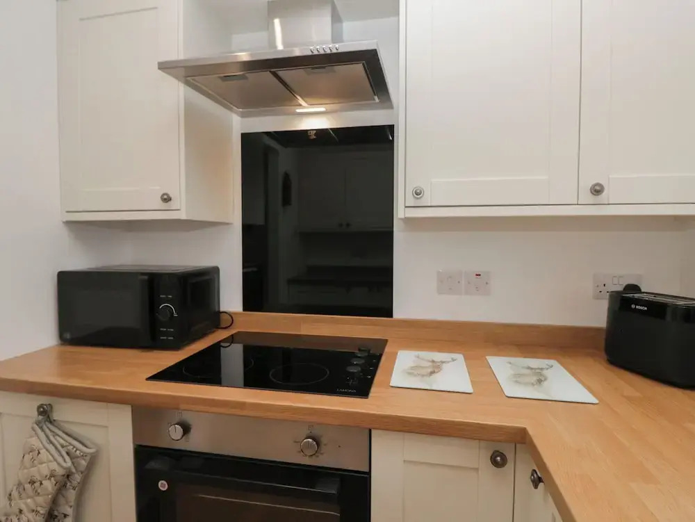 Yewdale View Apartment