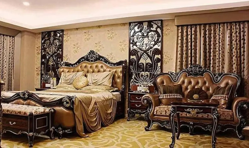 Fabhotel Prime Le Palace