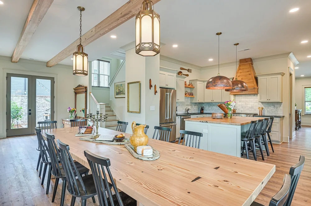 Idyllic Belmont Home < 1 Mi to Historic District!