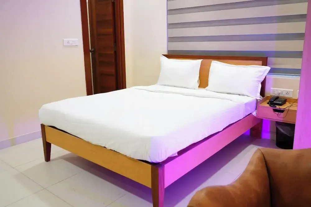 Am Suites Luxury Service Apartments