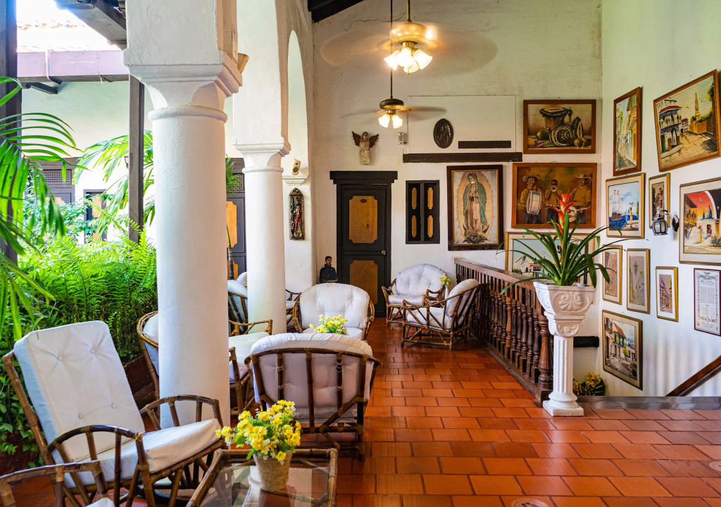 Centro Hotel