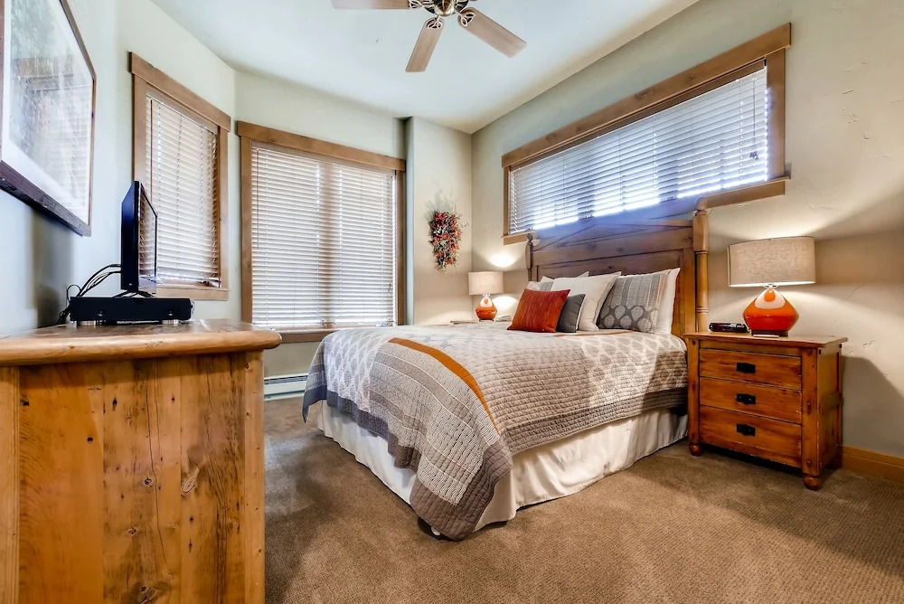 EagleRidge Lodge and Townhomes