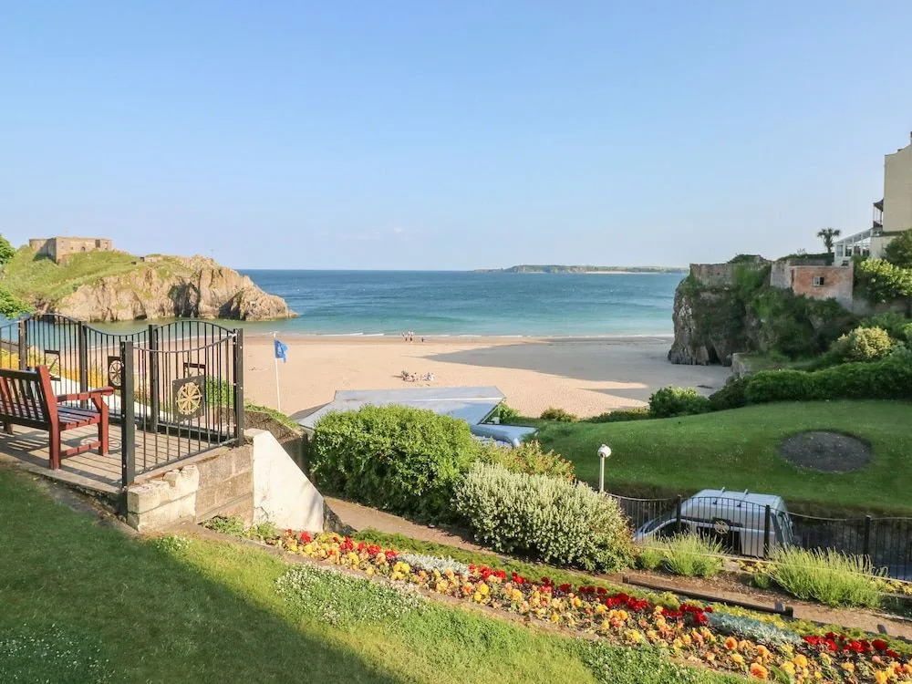Sandy Bay House