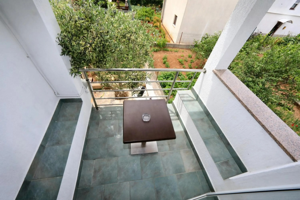 Pepi Apartments 2