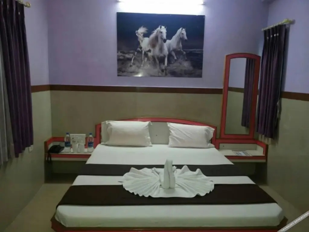 Hotel Shreenidhi Dwarka