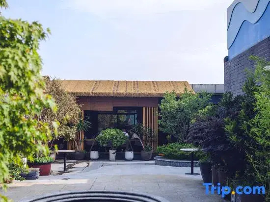 Zi Yu Hotel