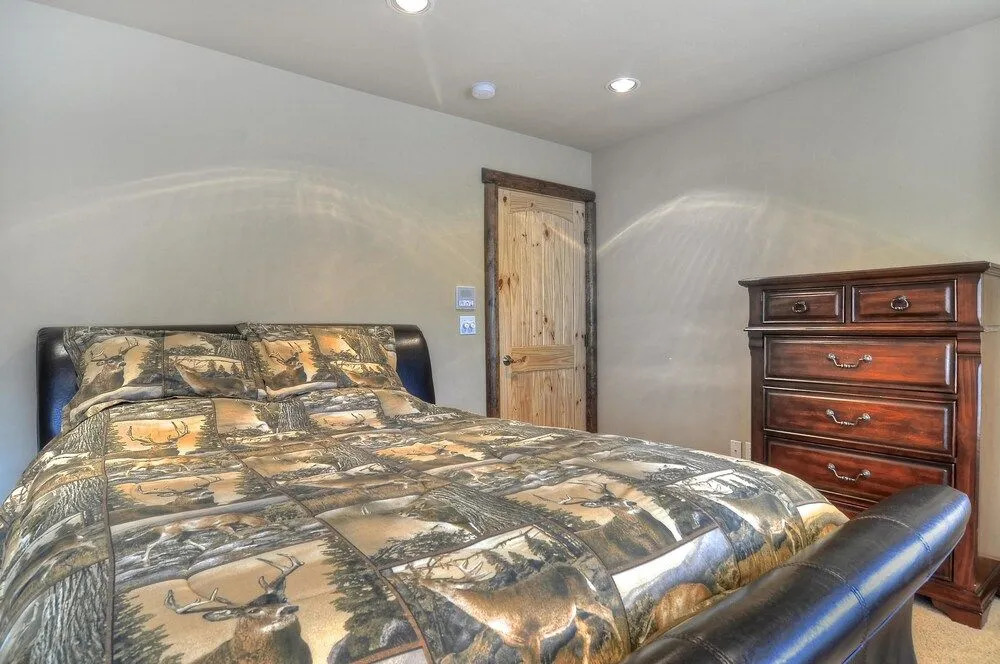 No 4 Grand 8 Bedroom Estate at Castle Glen