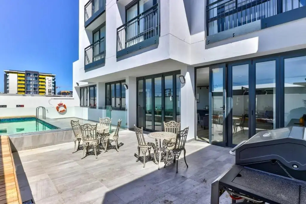 Arty Modern Design Studio with Balcony and Pool